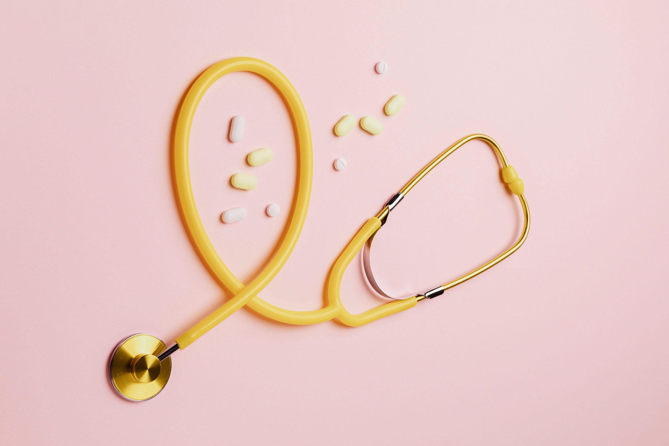 yellow-stethoscope-4047068